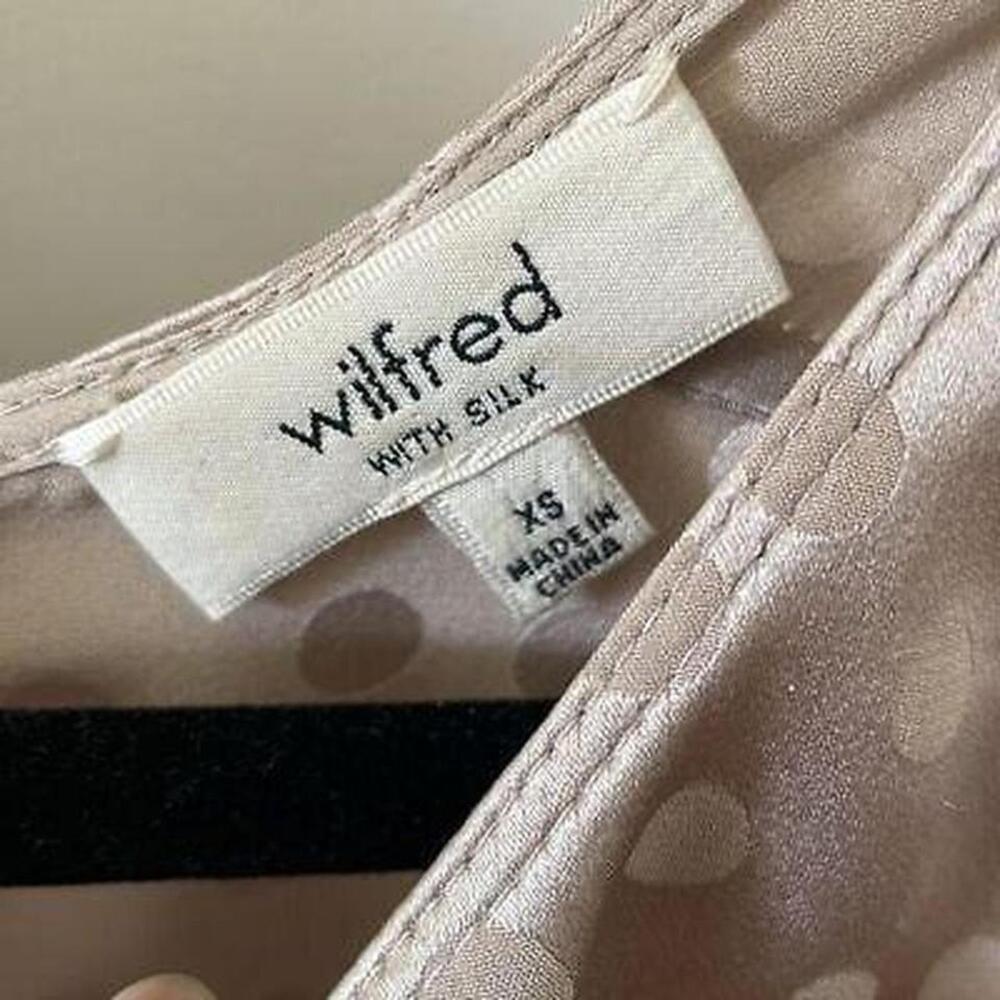 Wilfred Beige Silk Blend Sleeveless Top Womens Size XS Minimalist Blouse